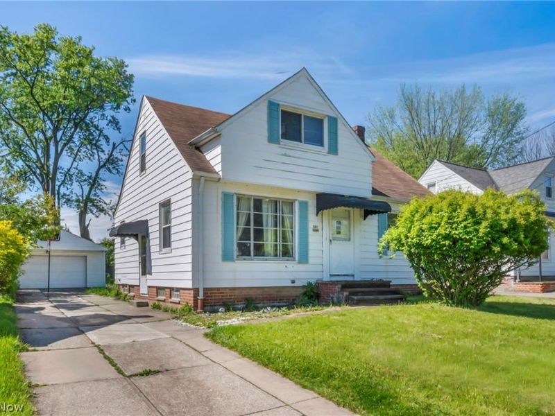 15812 Grant Avenue, Maple Heights, OH 44137 Photo 3