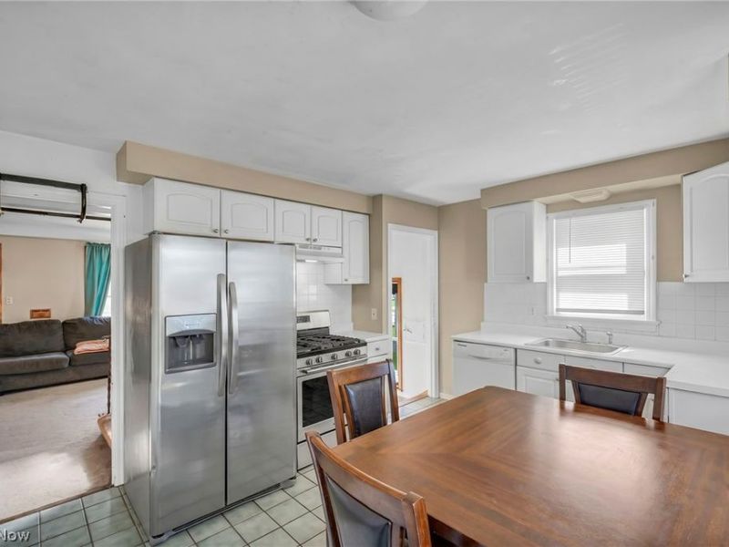 15812 Grant Avenue, Maple Heights, OH 44137 Photo 8