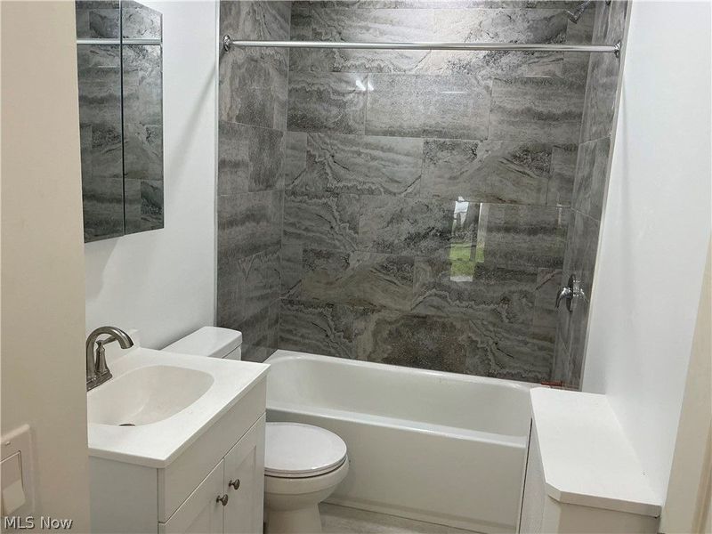 3659 Brainard Road, Woodmere, OH 44122 Photo 12