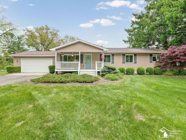2037 Meanwell Road, Dundee, MI 48131