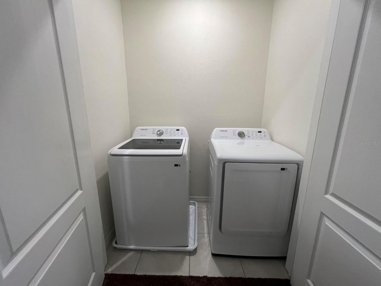 1370 Yellow Finch Drive, Davenport, FL 33837 Photo