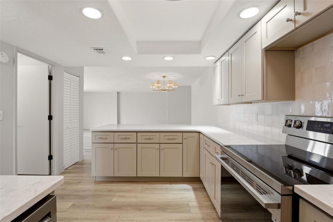 9150 Blind Pass Road, Unit 206, Sarasota, FL 34242 Photo