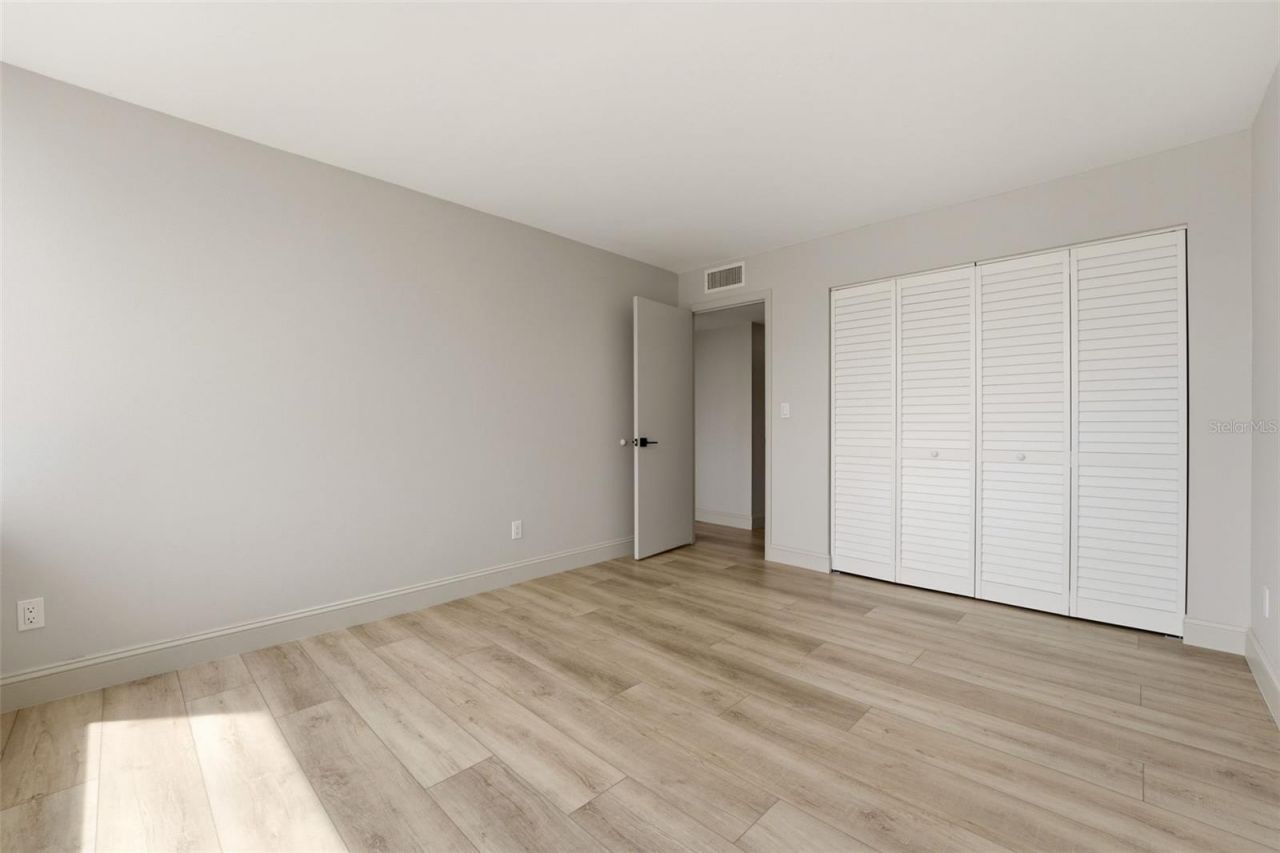 9150 Blind Pass Road, Unit 206, Sarasota, FL 34242 Photo