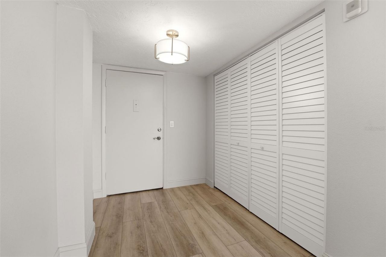 9150 Blind Pass Road, Unit 206, Sarasota, FL 34242 Photo