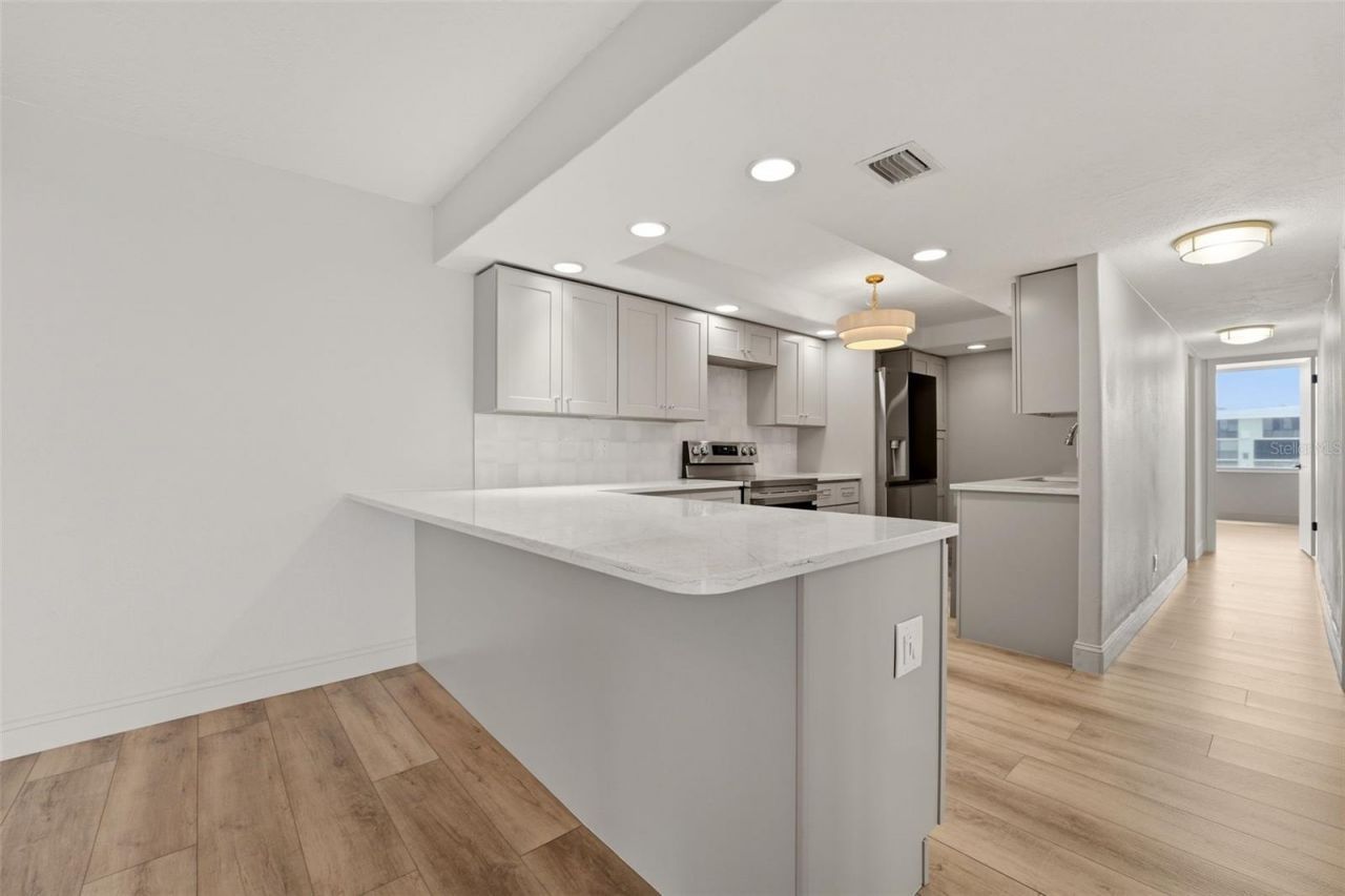 9150 Blind Pass Road, Unit 206, Sarasota, FL 34242 Photo