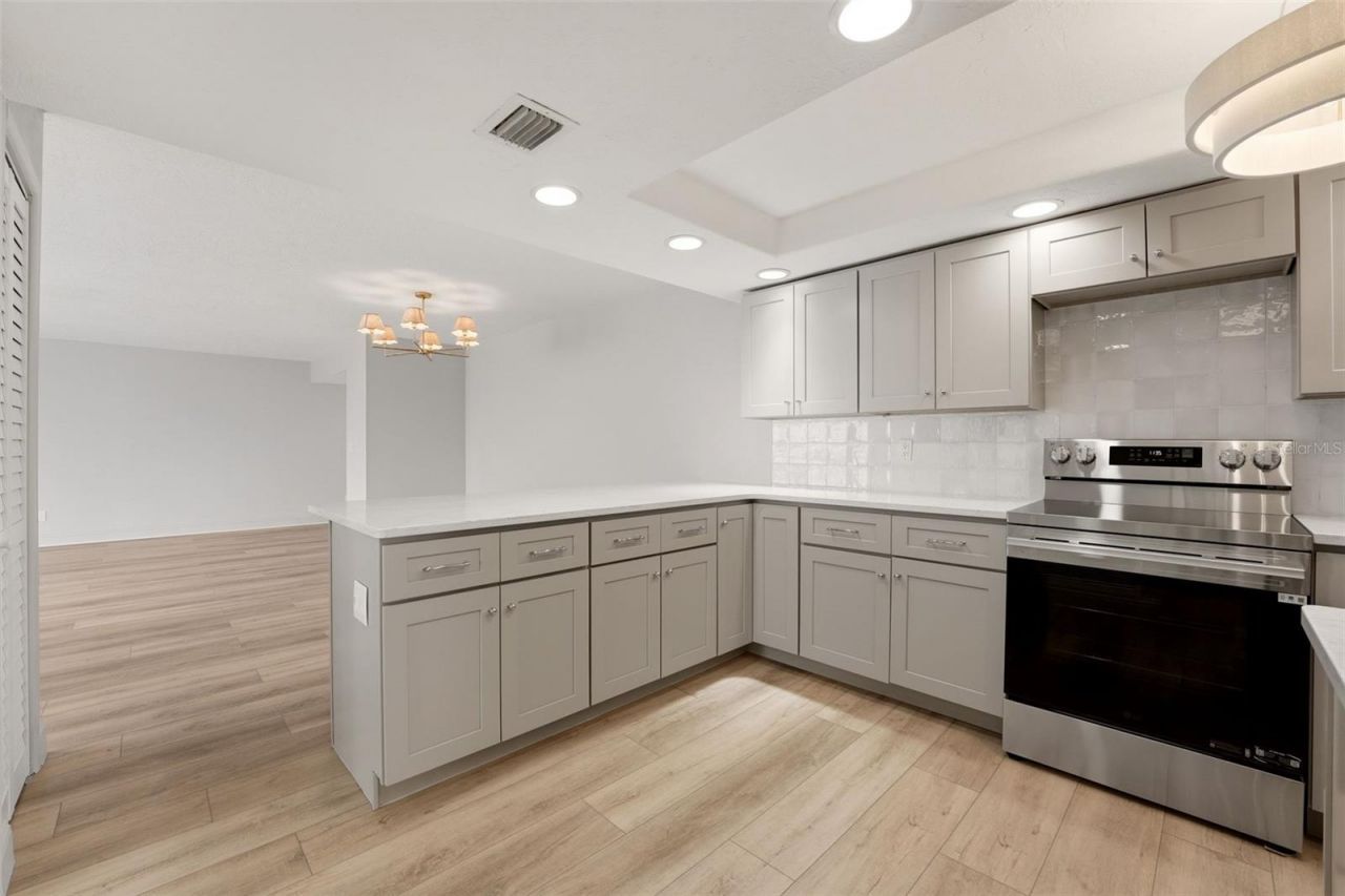 9150 Blind Pass Road, Unit 206, Sarasota, FL 34242 Photo