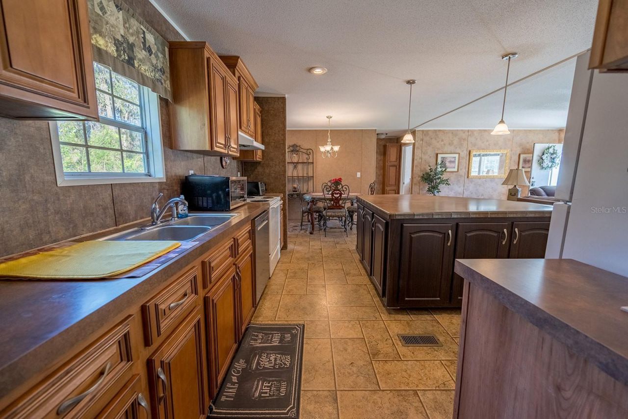 21800 SW 15th Avenue , Newberry, FL 32669 Photo