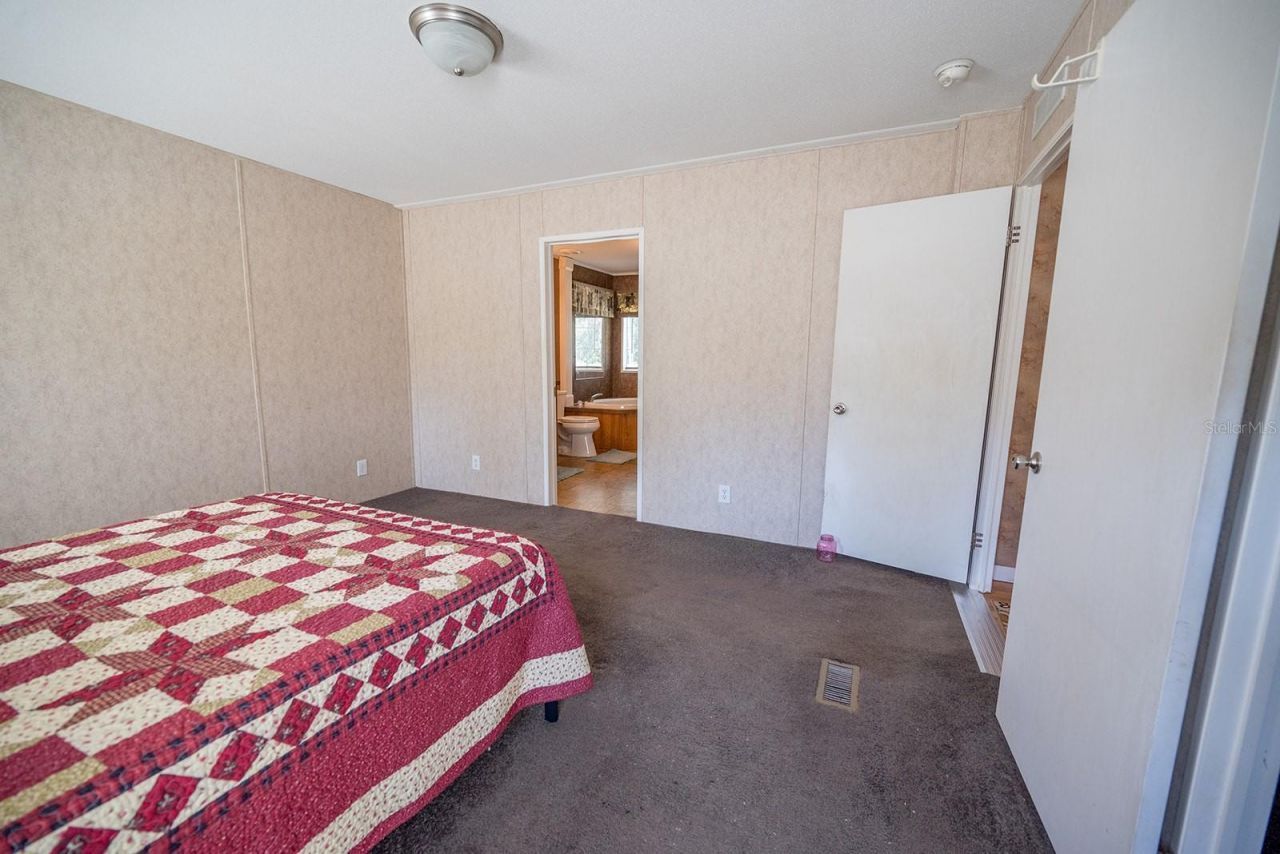 21800 SW 15th Avenue , Newberry, FL 32669 Photo