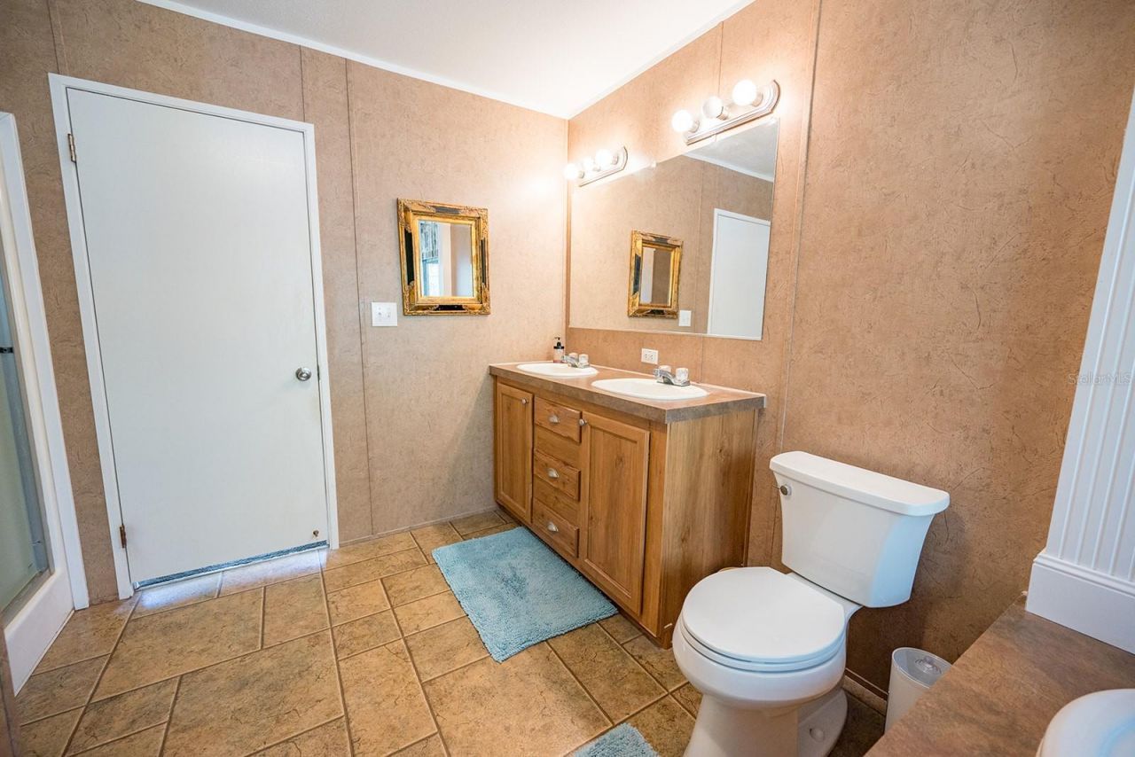 21800 SW 15th Avenue , Newberry, FL 32669 Photo