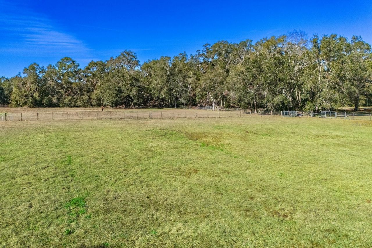 21800 SW 15th Avenue , Newberry, FL 32669 Photo
