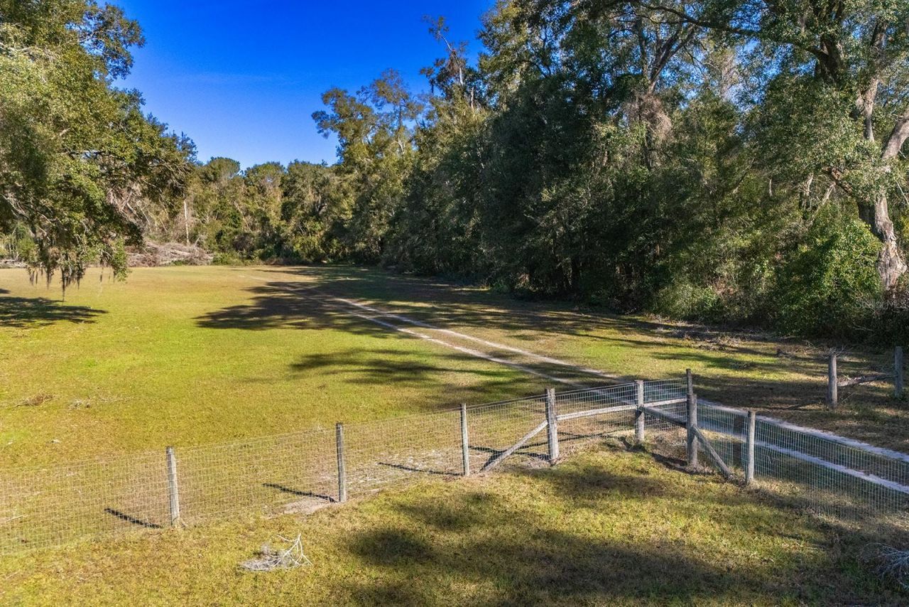 21800 SW 15th Avenue , Newberry, FL 32669 Photo