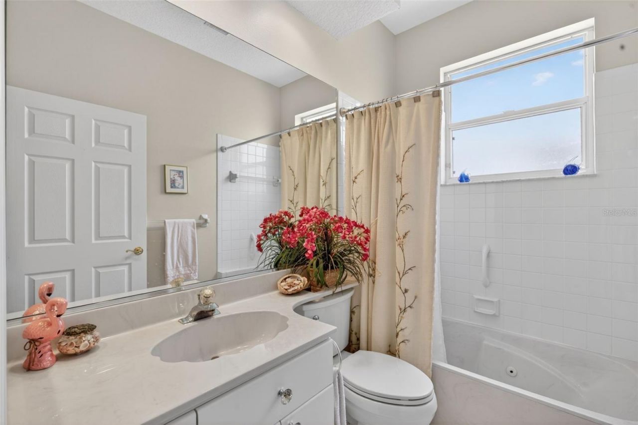4266 Summertree Road, Venice, FL 34293 Photo