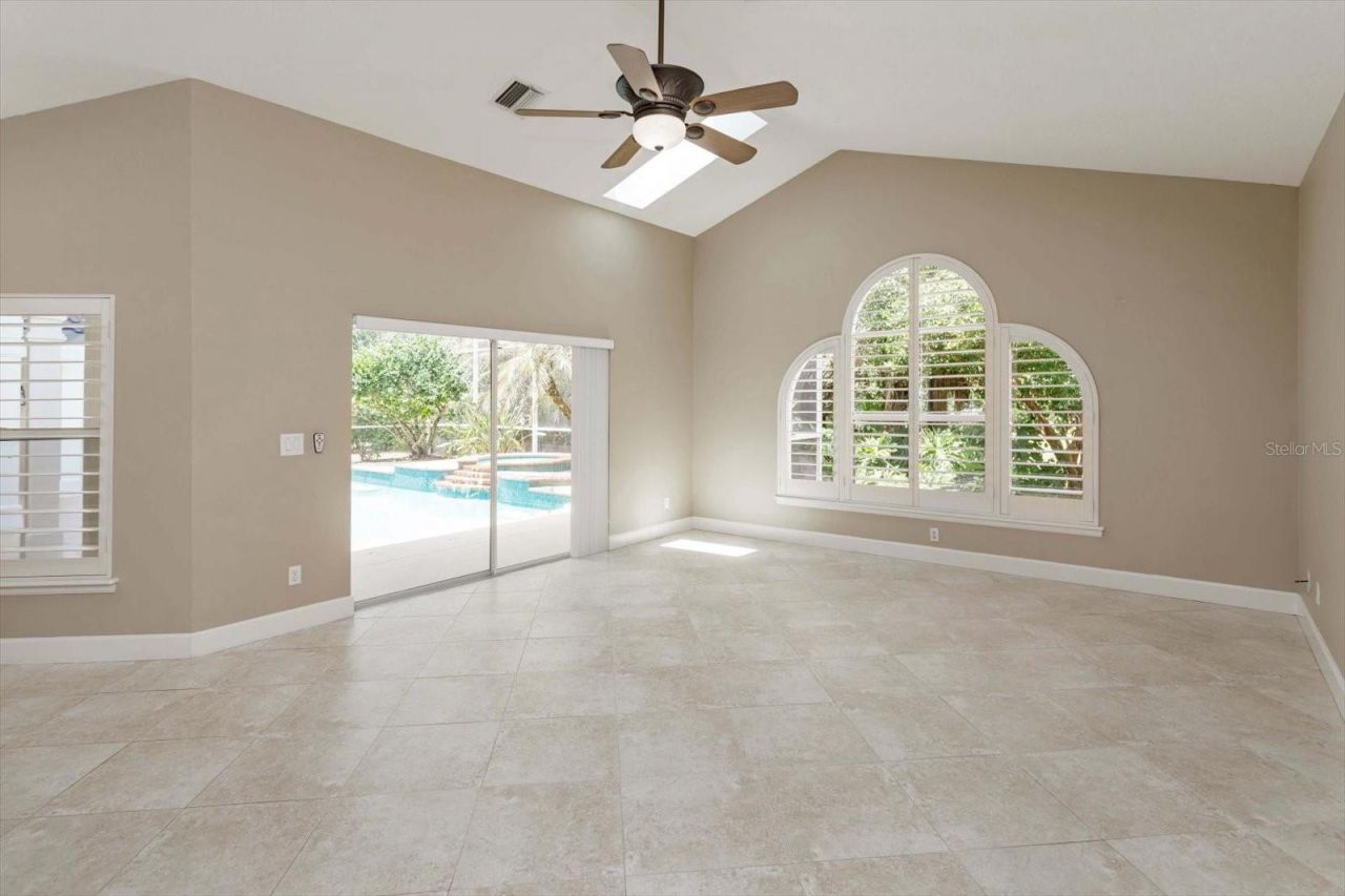 4965 Shoreline Circle, Sanford, FL 32771 Photo