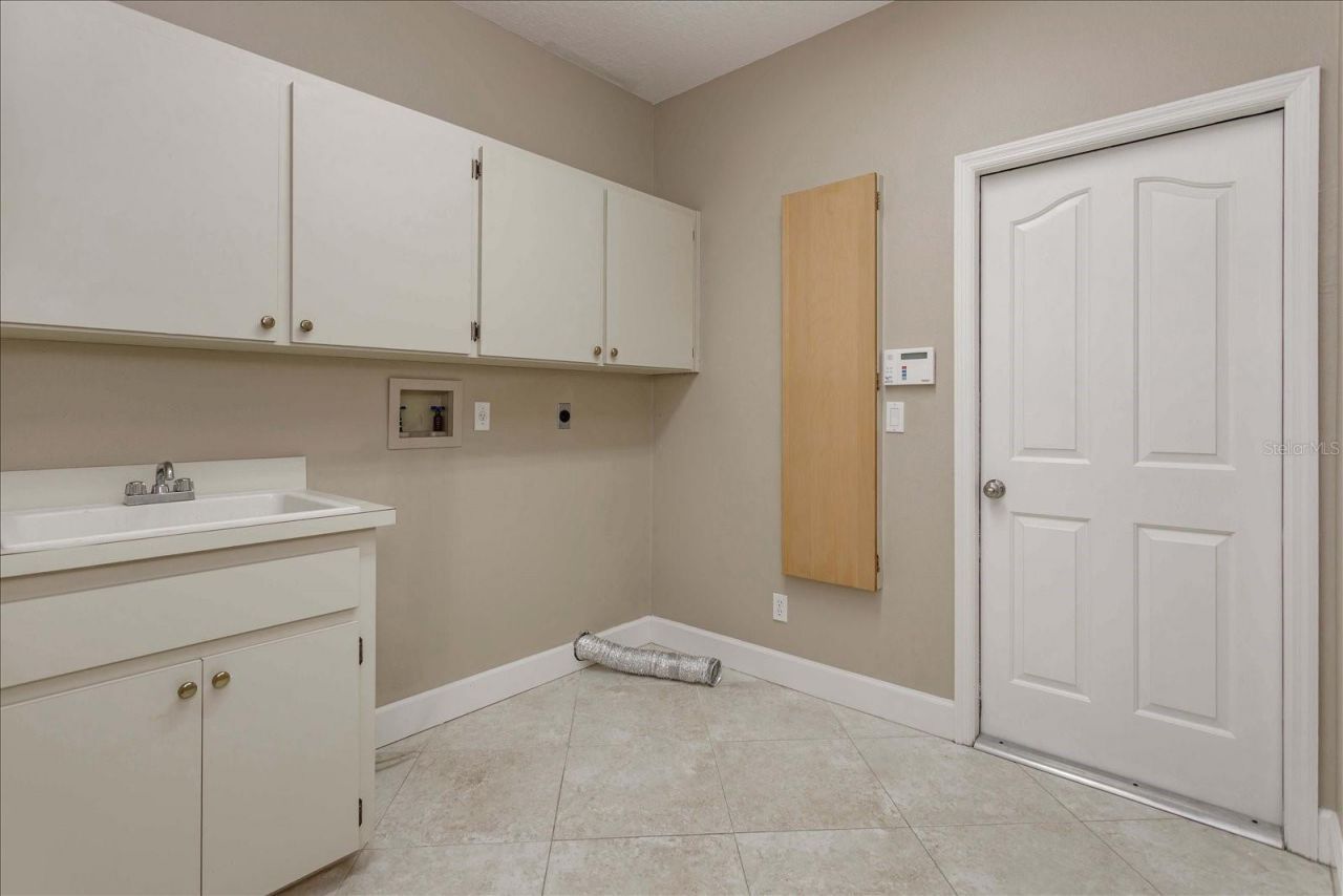 4965 Shoreline Circle, Sanford, FL 32771 Photo