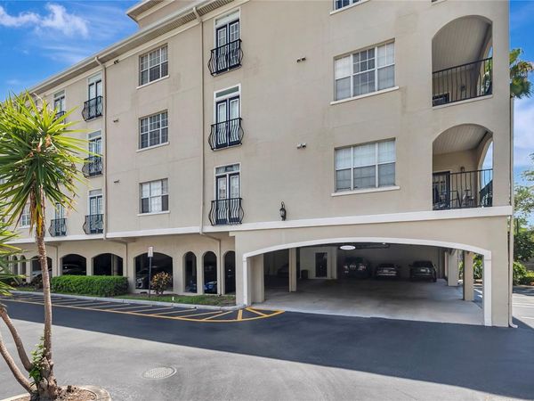 501 KNIGHTS RUN AVENUE, Unit 2202, TAMPA, FL 33602