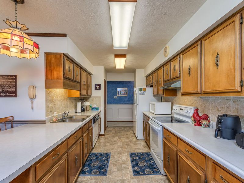 4208 Pleasanton Road, Englewood, OH 45322 Photo 11