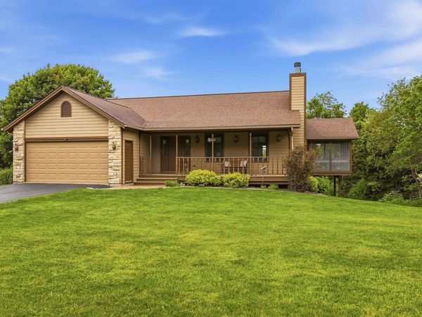 7 Belden School Lane, Galena, IL 61036