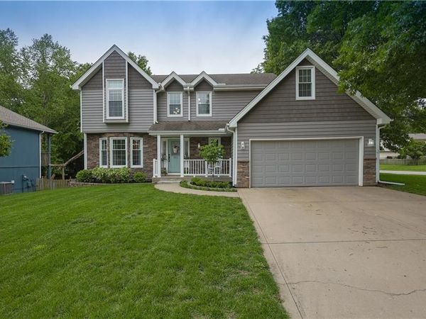 953 Yancey Street, Liberty, MO 64068