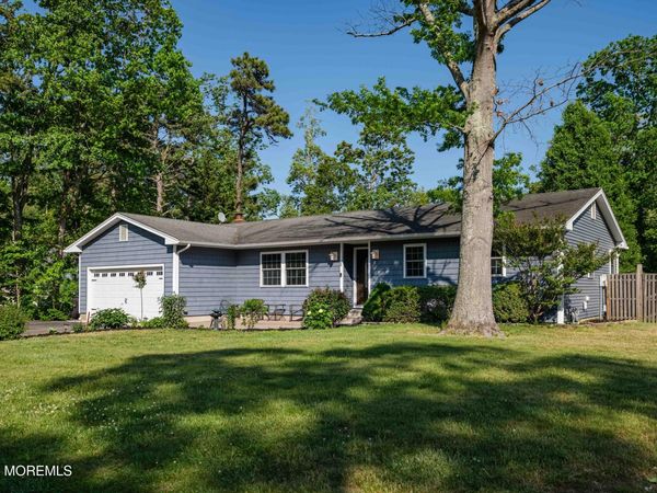 28 Pikes Peak Road, Little Egg Harbor, NJ 08087