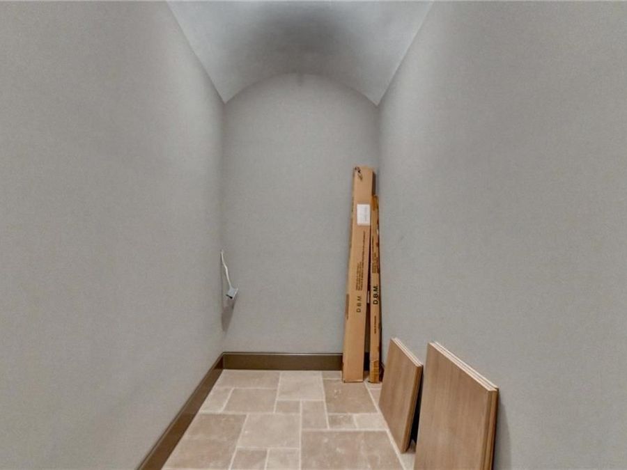 Property Image 80