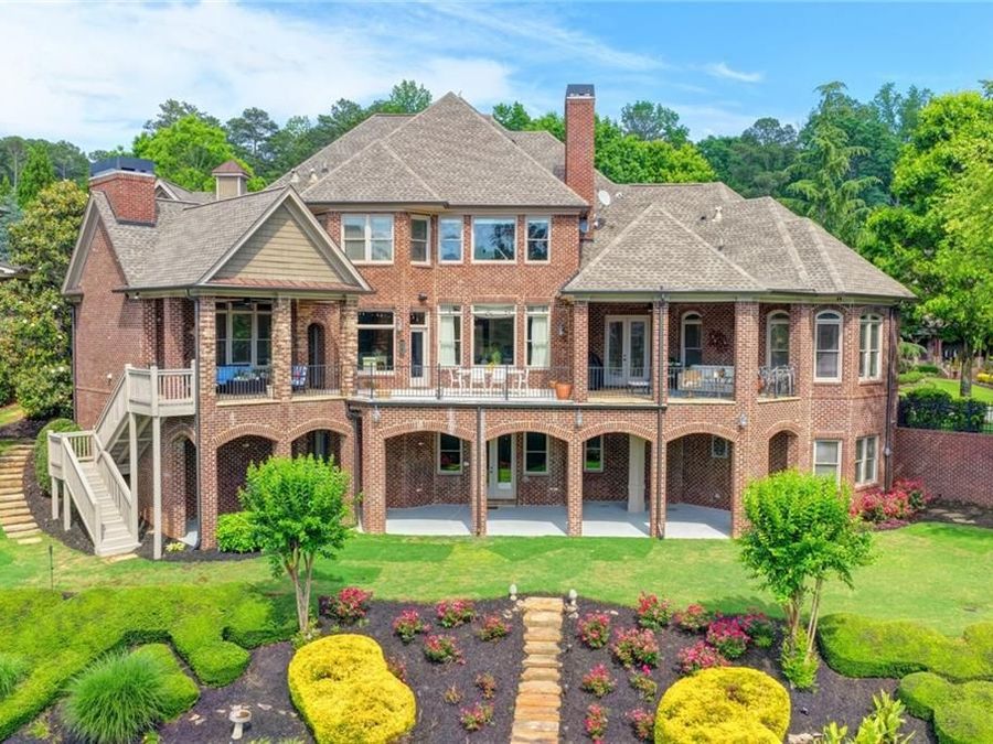 Property Image 100