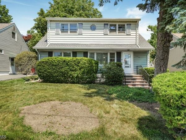 26 Briar Ln, Nutley, NJ 07110