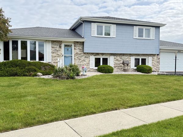 8514 161st Street , Tinley Park, IL 60487