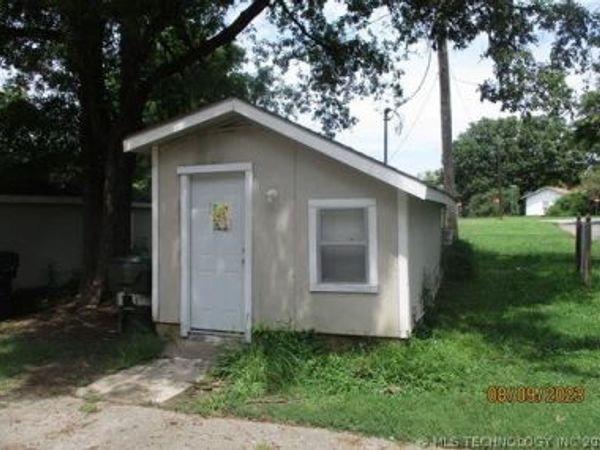 507 S Maryland Avenue, Claremore, OK 74017