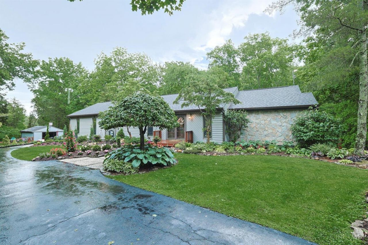 6888 Edwardsville Road, Harlan Twp, OH 45107 Main Photo