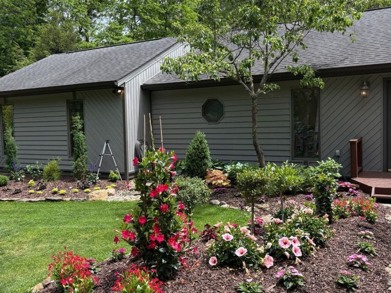 6888 Edwardsville Road, Harlan Twp, OH 45107 Photo 2