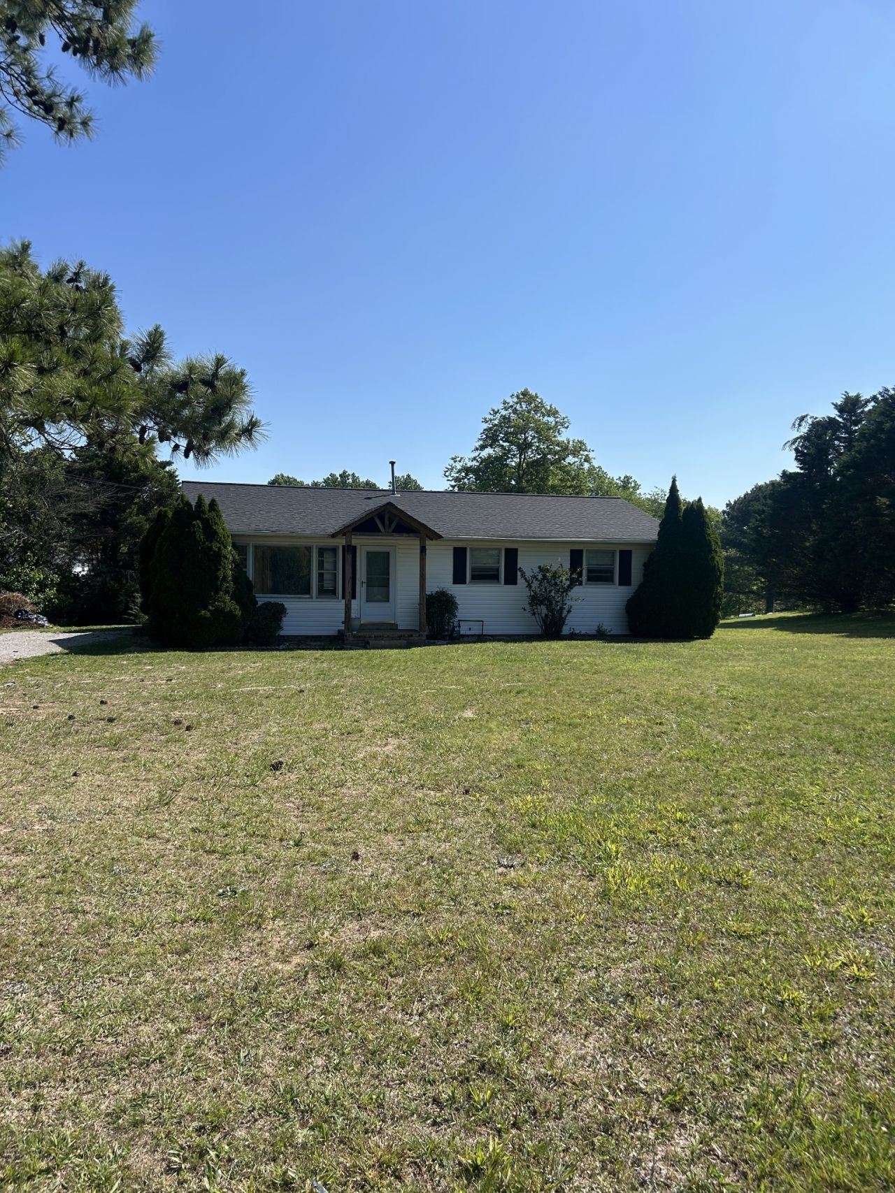 500 Prosser Rd , Lawrenceburg, TN 38464 Main Photo