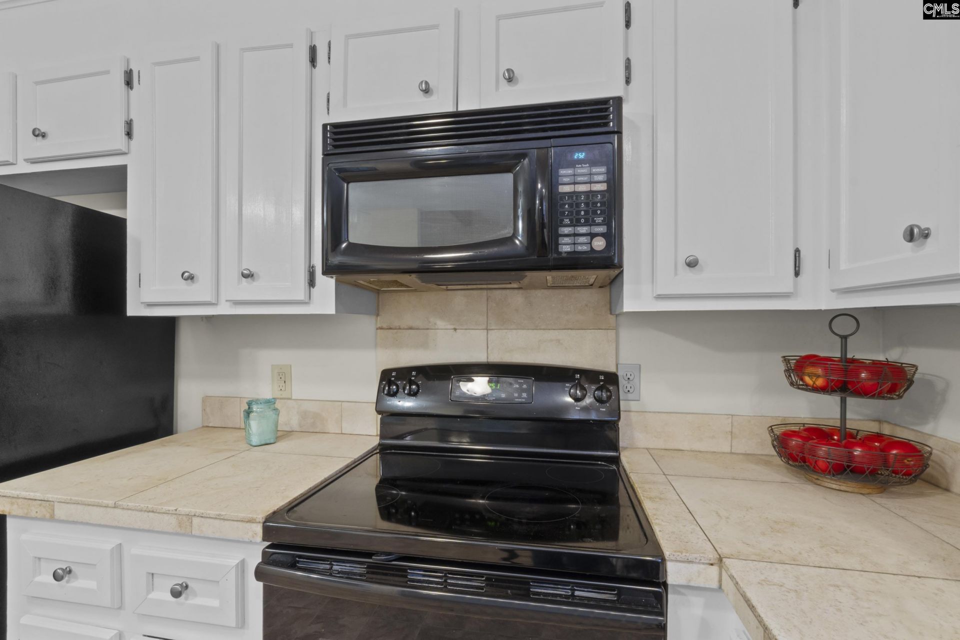 1015 Starcrest Road  Photo 10