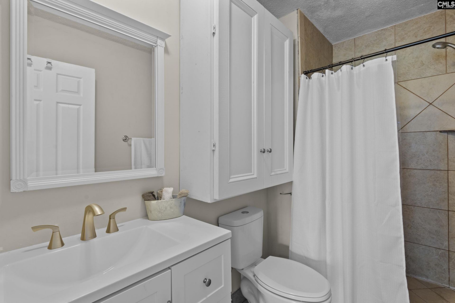 1015 Starcrest Road  Photo 17