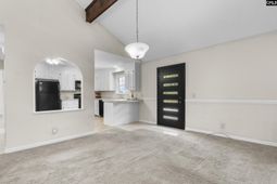 1015 Starcrest Road  photo 4