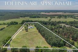 213 Tombfield Road photo 4