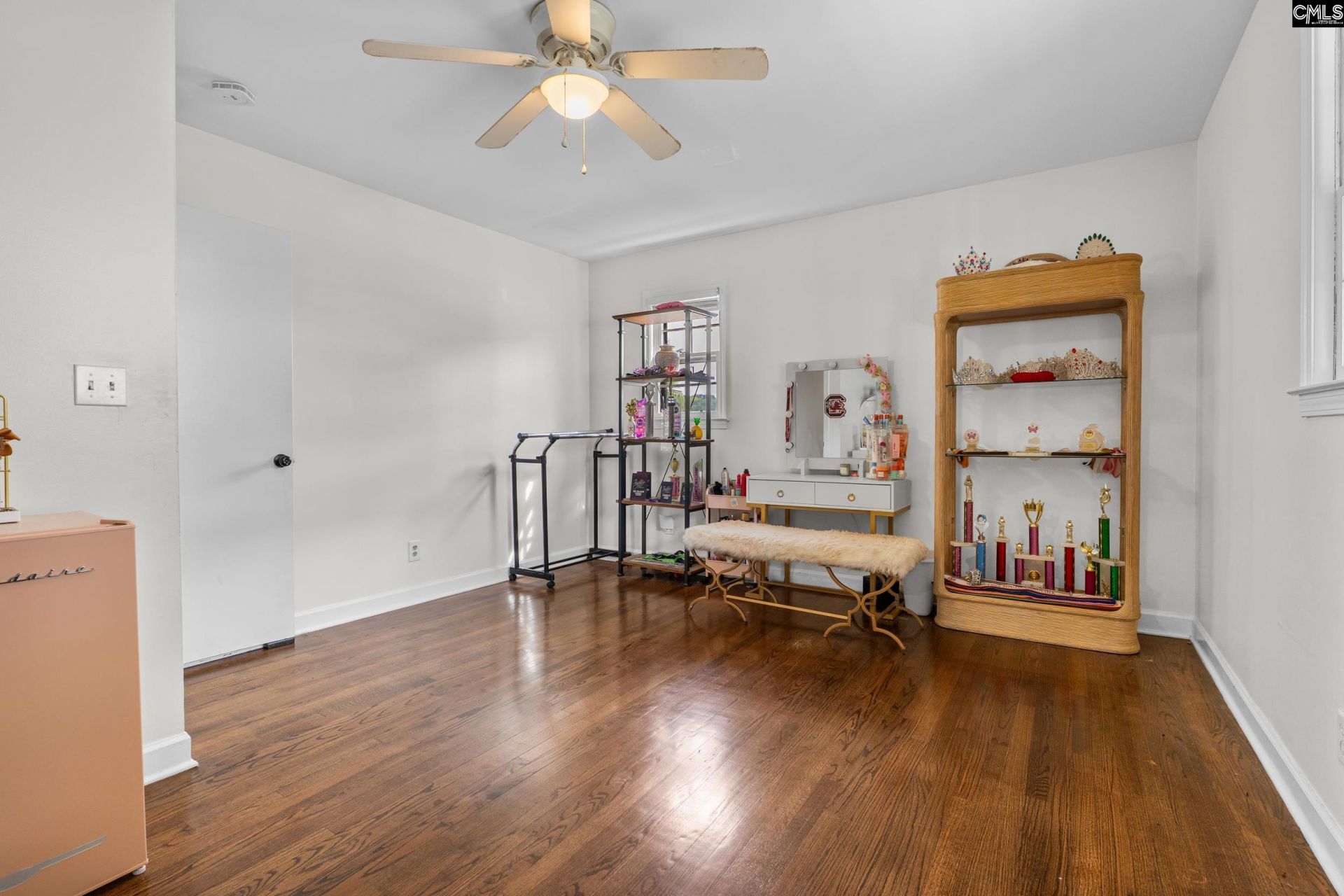 213 Tombfield Road Photo 31