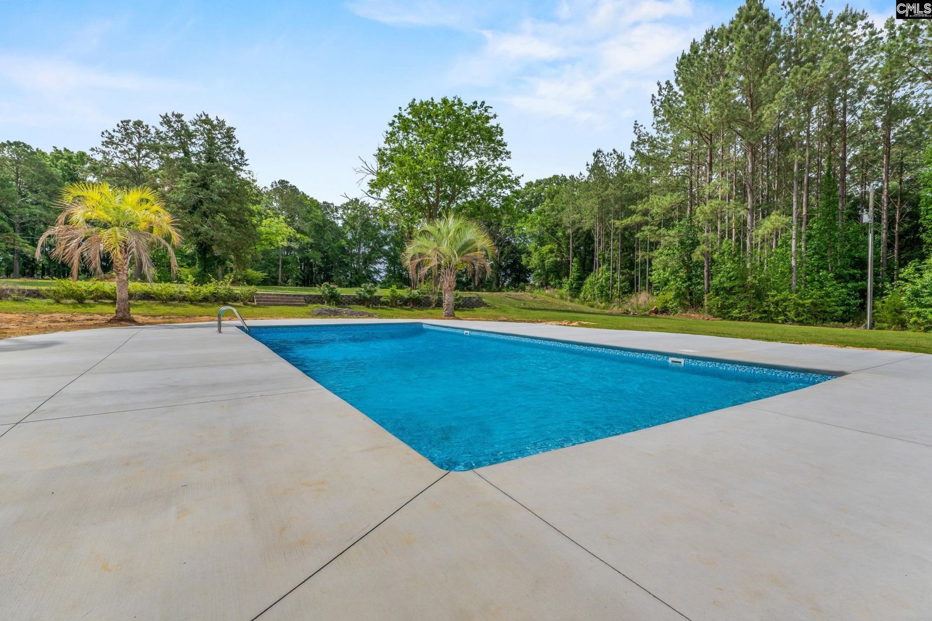 213 Tombfield Road Photo 60