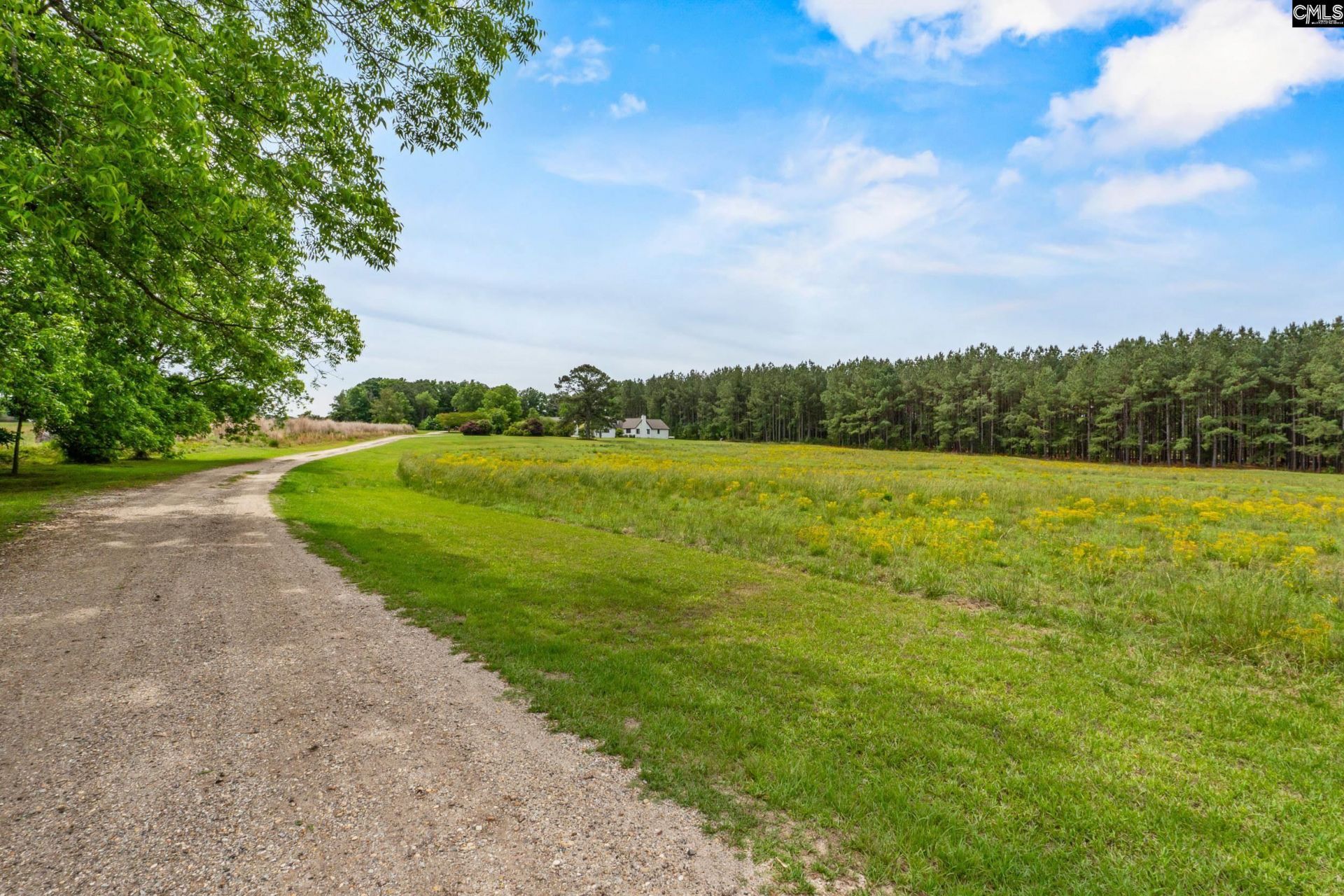 213 Tombfield Road Photo 61