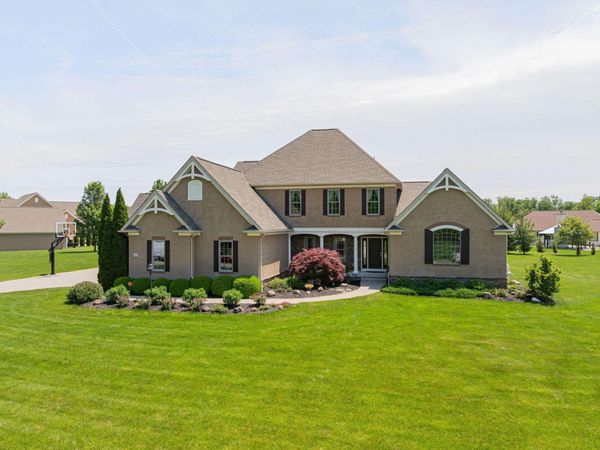 16725 Raintree Drive , Marysville, OH 43040