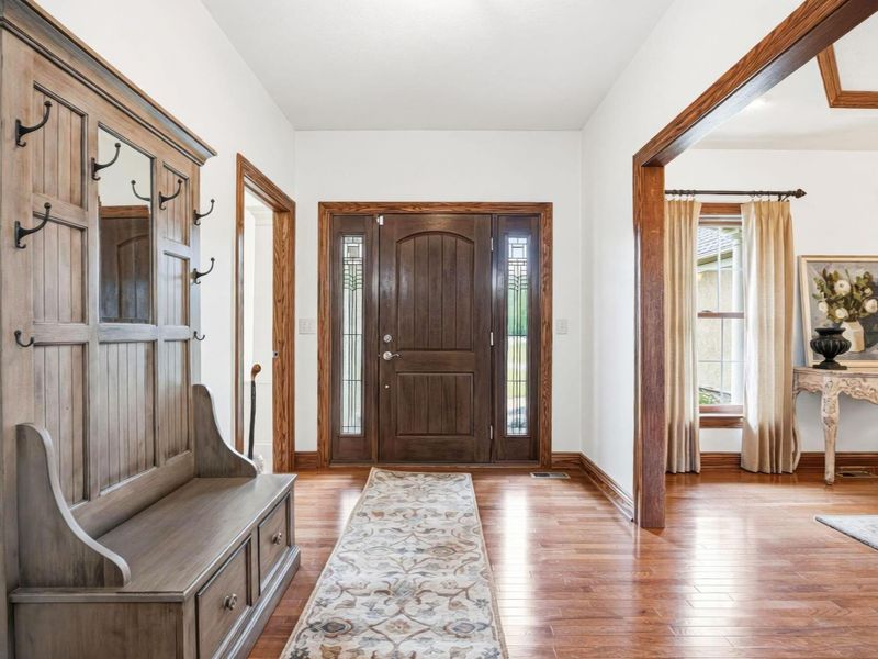 16725 Raintree Drive, Marysville, OH 43040 Photo 5