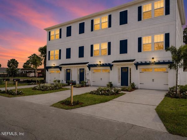 1312 1ST Avenue N, Jacksonville Beach, FL 32250
