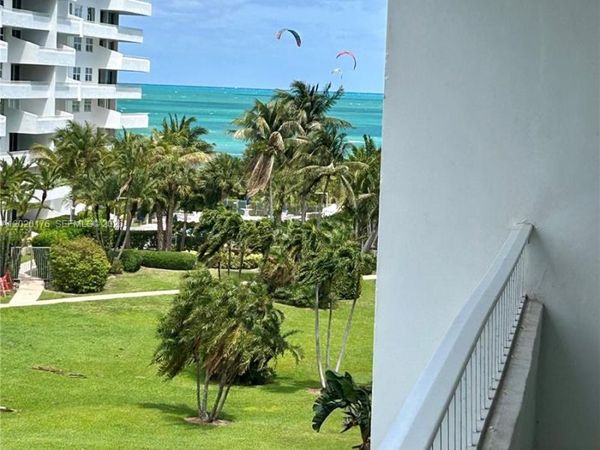199 Ocean Lane Dr , Unit 512, Key Biscayne, FL 33149