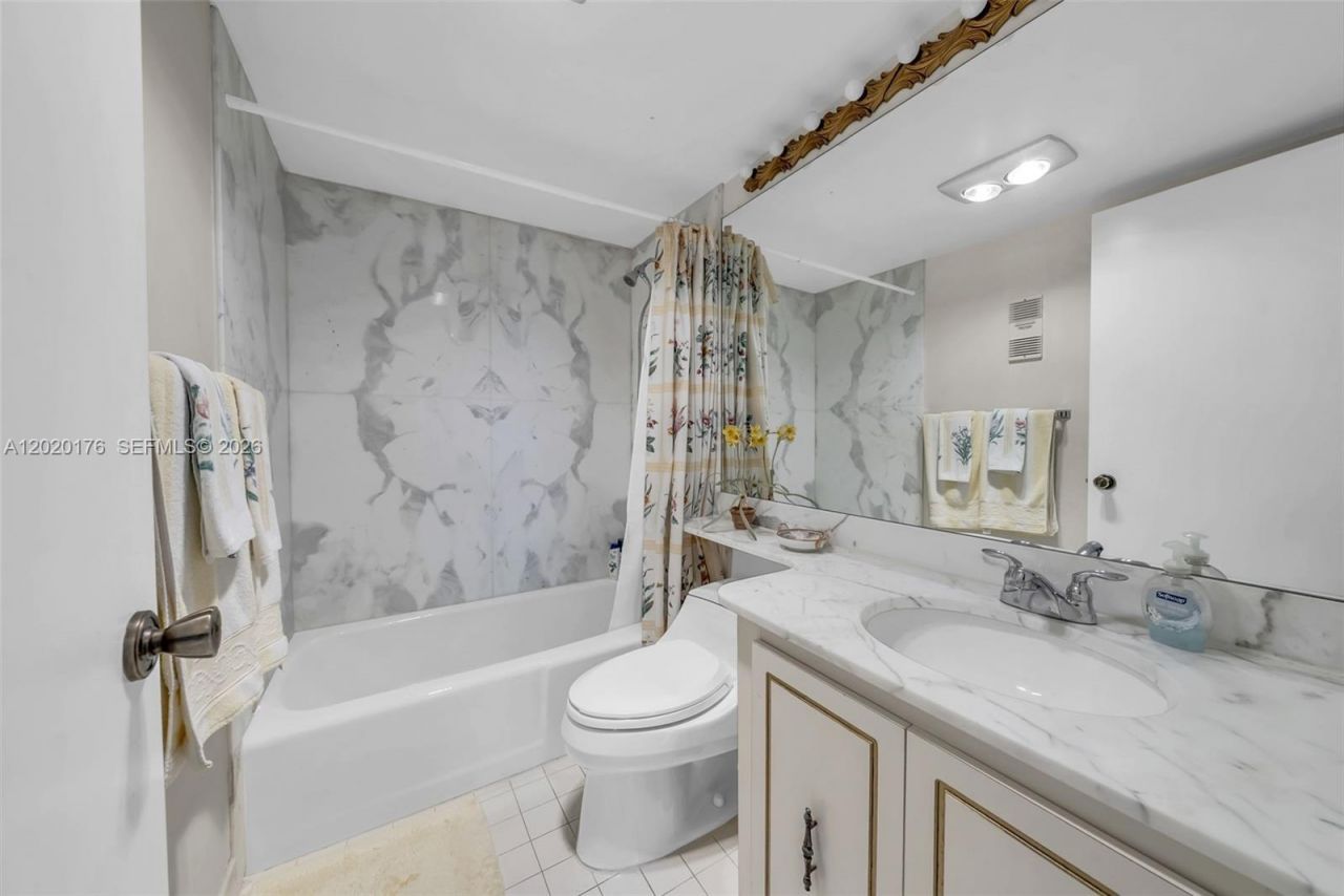 199 Ocean Lane Dr , Unit 512, Key Biscayne, FL 33149 Photo