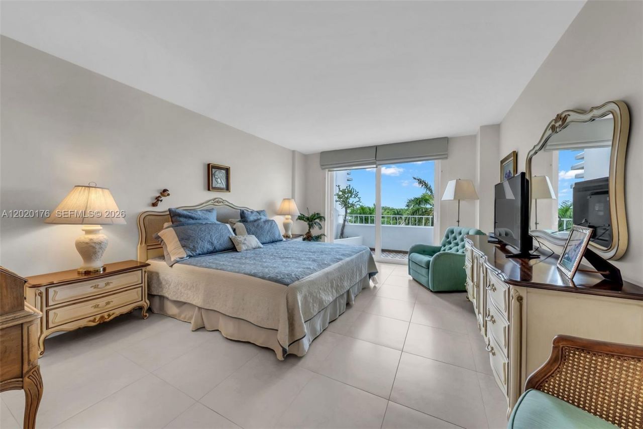 199 Ocean Lane Dr , Unit 512, Key Biscayne, FL 33149 Photo