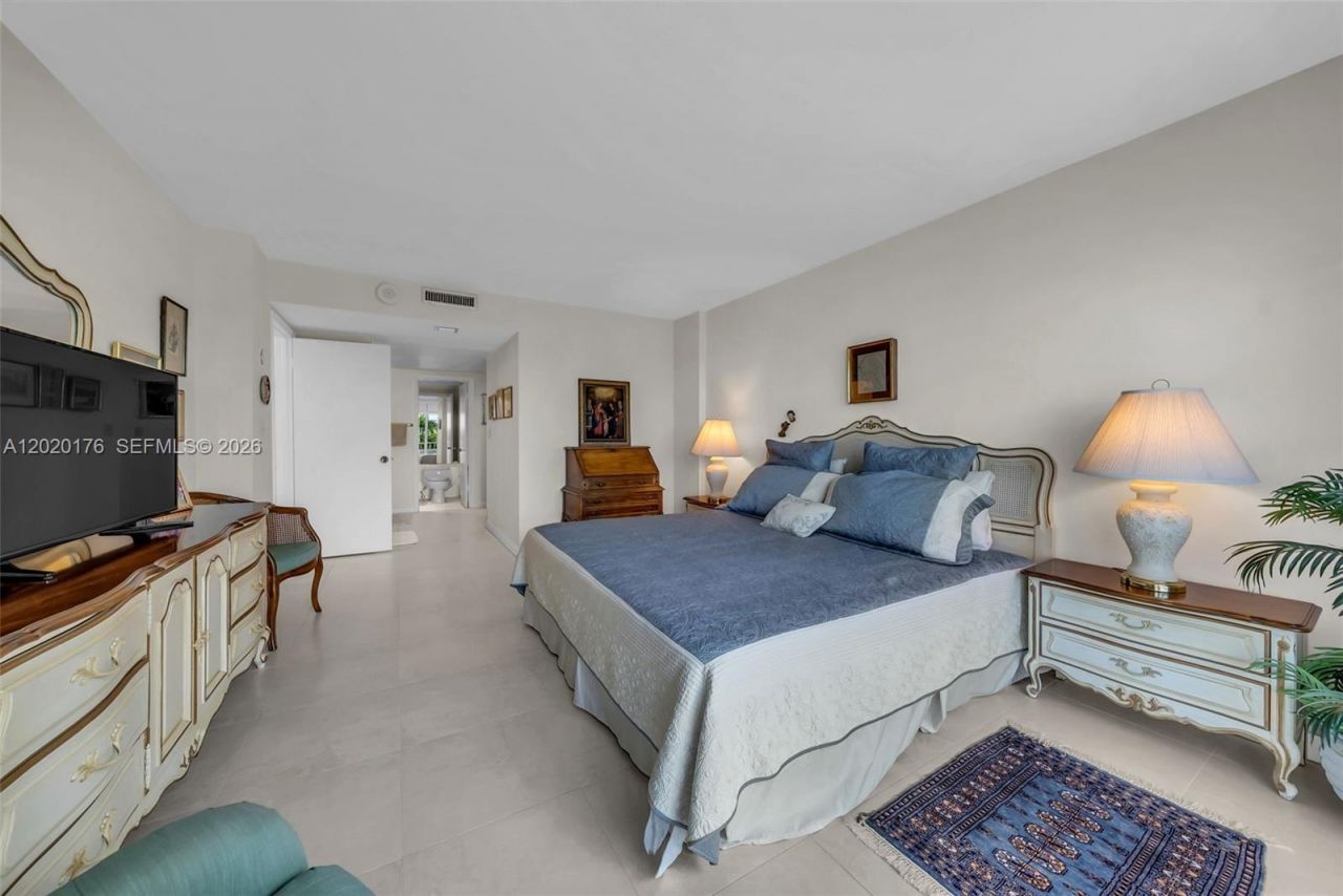 199 Ocean Lane Dr , Unit 512, Key Biscayne, FL 33149 Photo