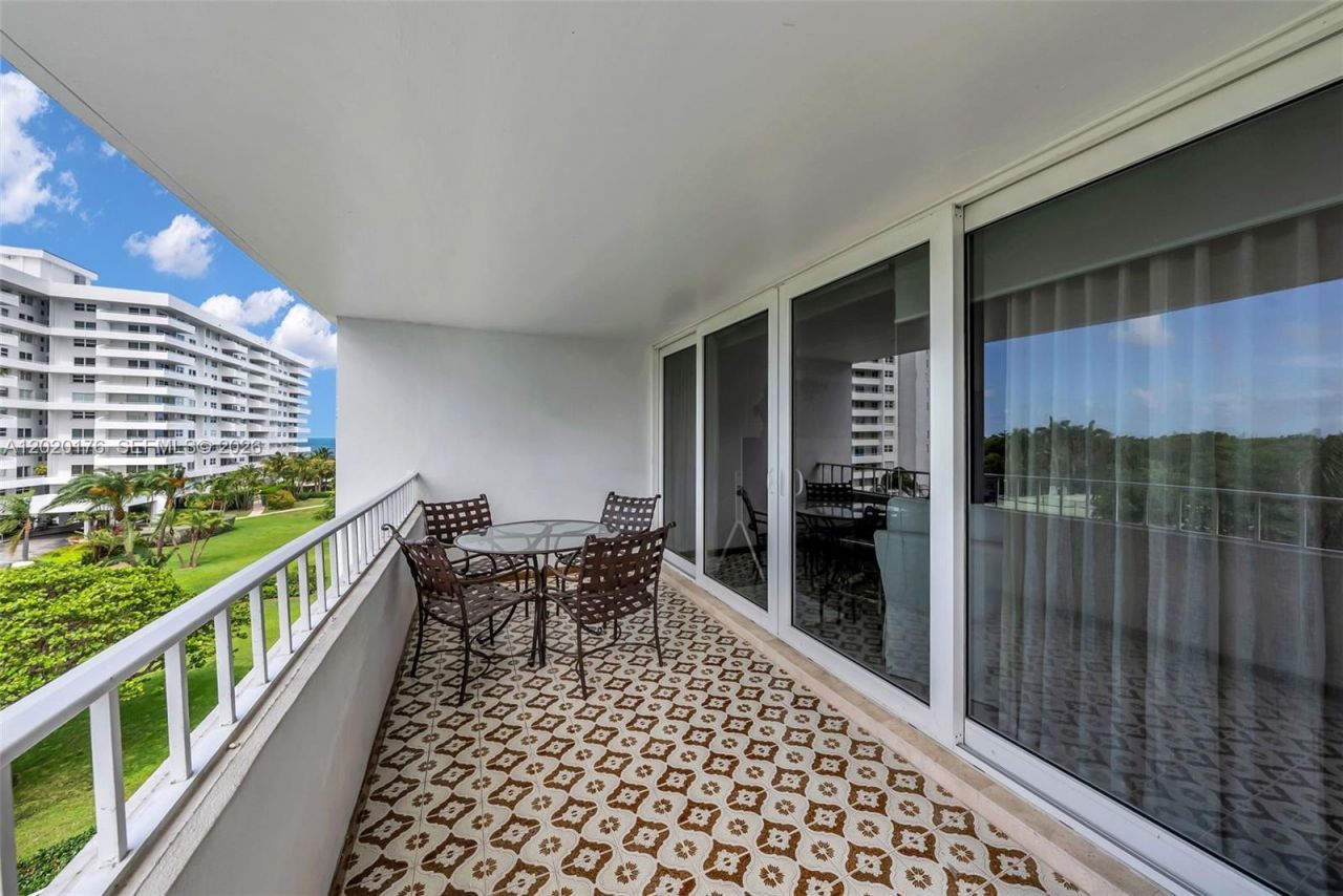 199 Ocean Lane Dr , Unit 512, Key Biscayne, FL 33149 Photo