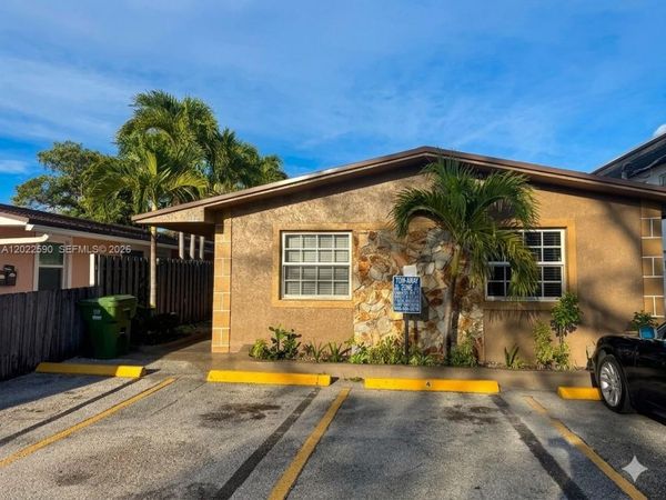 129 SE 4th Ave , Unit 1, Hallandale Beach, FL 33009