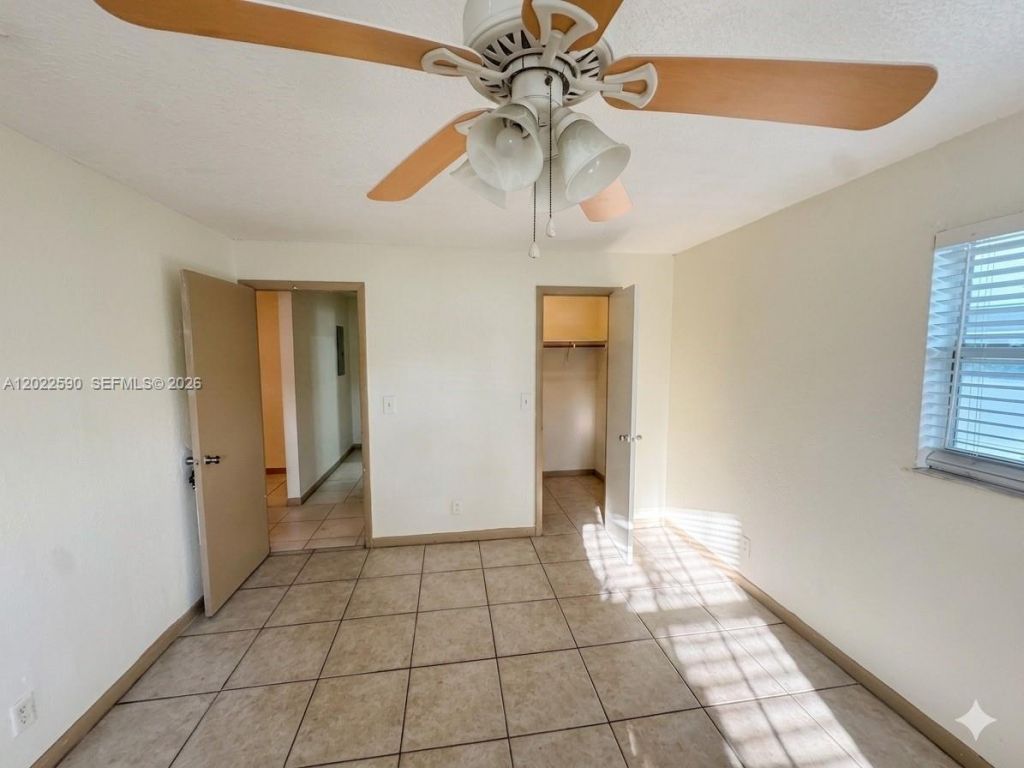 129 SE 4th Ave , Unit 1, Hallandale Beach, FL 33009 Photo