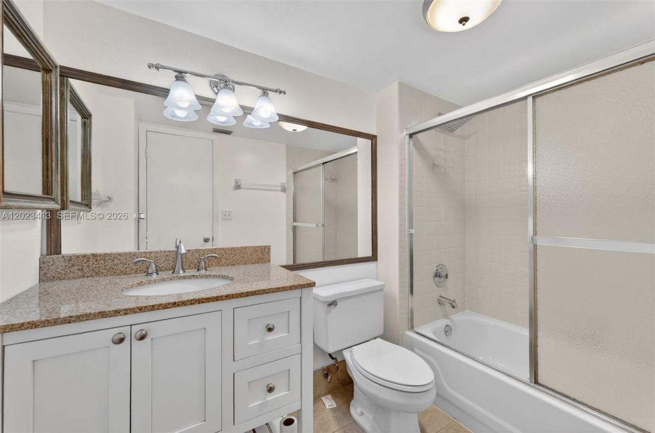 2768 S Carambola Cir S, Unit 206, Coconut Creek, FL 33066 Photo