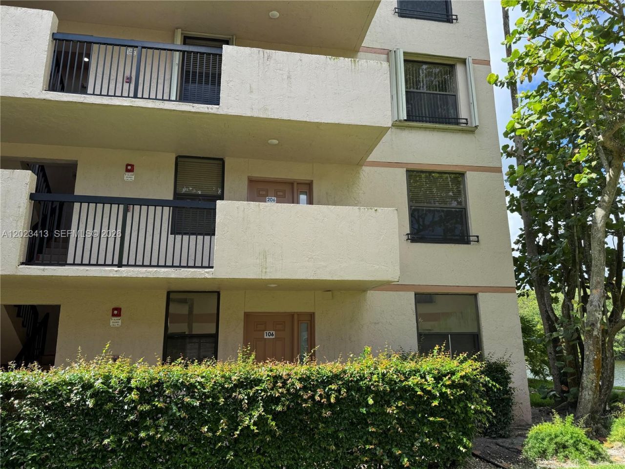 2768 S Carambola Cir S, Unit 206, Coconut Creek, FL 33066 Photo
